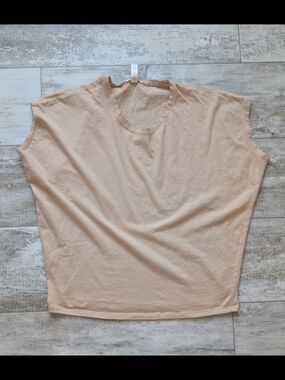 Ambiance Short Sleeve Boxy Tee in Light Beige